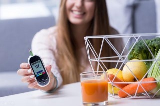 糖尿病患者的一日三餐，若符合5個標准，血糖會乖乖“聽話”
