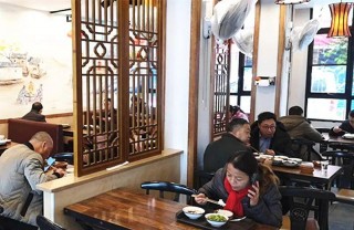 瀏陽蒸菜：可葷可素，任你挑選，關愛健康！