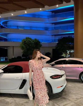 炎熱的夏季，穿上溫溫柔柔的連衣裙，氣質真的爆棚