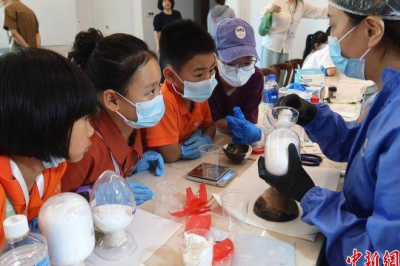 海外青少年在杭州“觸摸”中華文脈_瓷器_桐塢村_琳茹