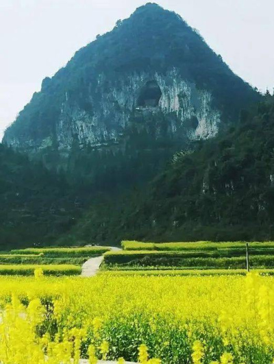 七眼橋九龍屯村有個山洞，曾是三國時孟獲的屯糧地！