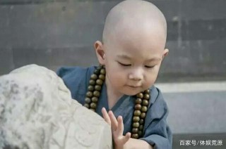 致地鐵的詩，獲得新的讀者青睞的人，無非記錄歷史或者思想超前
