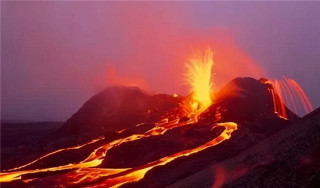 歷史上嚴重的火山爆發：3萬人遇難，這3人以不可思議的方式幸存
