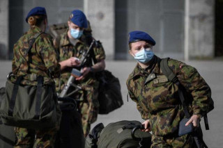 瑞士軍隊修改幾十年老規定，首次允許女軍人穿女性內衣