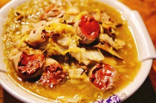 旅遊達人也心酸：血腸、血旺、鴨血粉絲齊上陣，莫非我是吸血鬼？