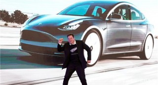 豐田汽車掌門人吐槽電動汽車，特斯拉股價再創新高