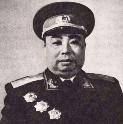 吳法憲晚年如何？葬禮有上千人來送行，臨終前說出人生遺願_革命_歲月_將軍