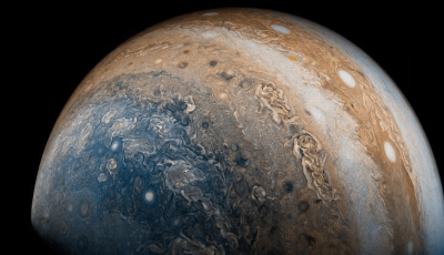 太陽系的“守護神”，曾為地球擋過致命傷害，這顆星球很“善良”