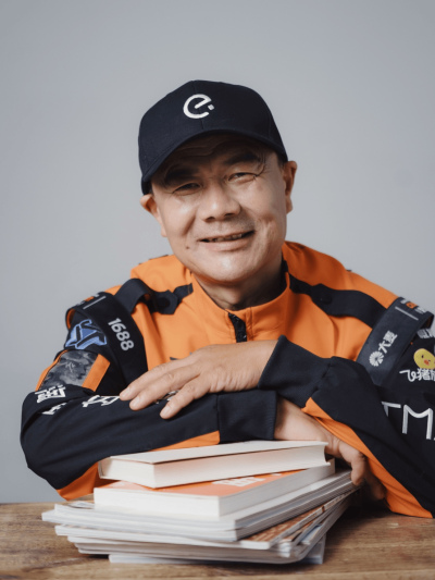 淘寶閃購城市騎士代言人王計兵 獲得魯迅文學獎_散文詩_飛行_支持