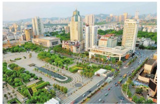 廣西“最良心”旅遊城市，史稱“龍城”，是國家甲級旅遊城市