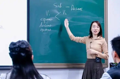 論文逼瘋43%高校教師，光會教學不能評職稱_評審_評價_內卷