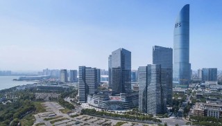 江蘇第一旅遊城市，光5A景區就有8處，年接待遊客數量過億