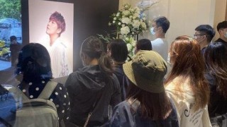 楊丞琳初戀過世，大半個娛樂圈來吊唁，霍建華林心如挽聯讓人心碎