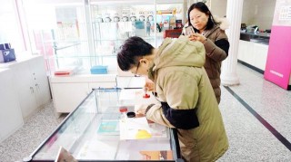 關於愛情：感情是婚姻基礎，如果感情不在了 就不用說婚姻了
