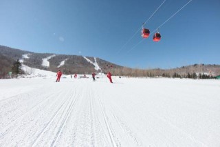 《冰雪旅遊發展行動計劃（2021-2023年）》發布，促冰雪旅遊高質量發展