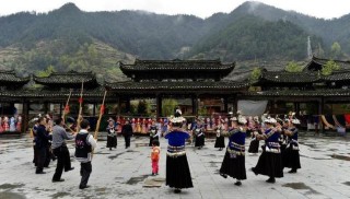 貴州這個村寨，靠旅遊收入49億，性價比高於麗江、鳳凰古城