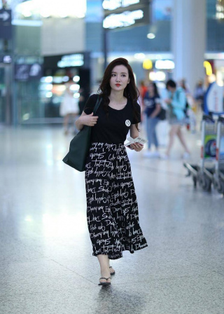 美女張萌，也是時尚達人，她有什麼樣的穿搭理念？
