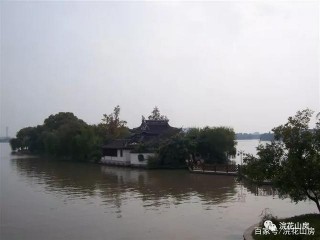 江南三大名湖之一，歷史上已是著名風景區，當代更被賦予特殊意義