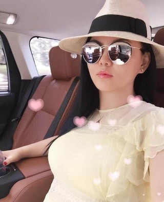 李湘送女兒上學的照片曝光 王詩齡老師的這些舉動被網友大罵
