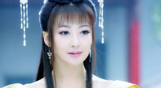 她從娛樂圈寵兒變棄兒，如今卻淪為配角，到底都經曆了什麼！