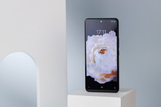 強悍性能與電競級遊戲體驗 iQOO Neo5手機圖賞
