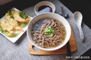 教你做好吃的涼拌雞絲蕎麥面，低脂解饞又開胃，女孩們放心吃