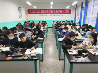 鎮巴縣涇洋初級中學：用好學校實驗室，讓孩子們體驗到科學探究的樂趣
