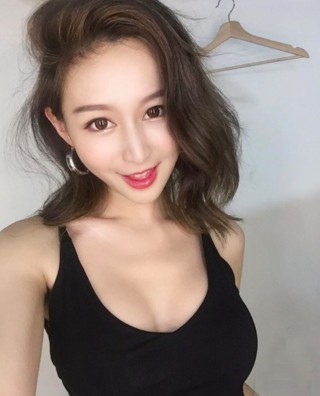 這是不是傳說的中電眼美女 這眼神會說話