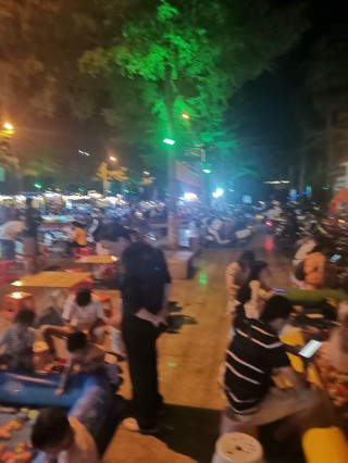 廣西桂平市北江外灘夜景是人們的休閑、娛樂好去處