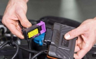 為什麼汽車商家要改汽車的動力？老司機教你怎麼解除“封印”！