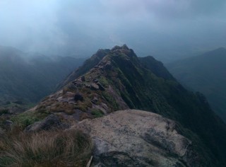 江西這座山，歷史悠久遊客眾多，還能欣賞天邊日出