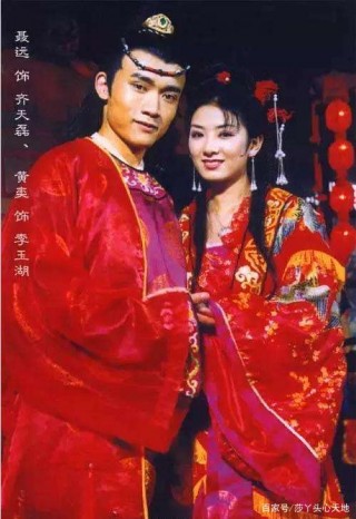 兩次婚姻失利，經曆百態人生，40多歲的她卻說自己沒談過戀愛