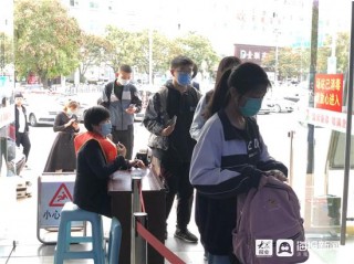 濟寧汽車北站迎假期末班小高峰 城際公交7天客運量43萬人次