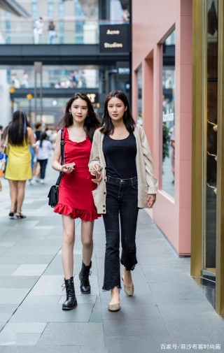每個女生都值得擁有一件紅裙子！不僅襯托膚色，還能提升氣質