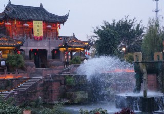 四川一良心旅遊景區，被稱為“的好萊塢”，堅持不收門票