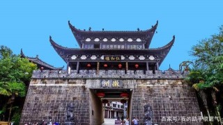安徽一古城，其歷史可以追溯到秦朝，如今只有明清兩代建築
