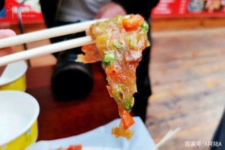 樂清有種非遺美食“鵝頭頸”，因小兒見之紛紛伸長脖子垂涎而得名