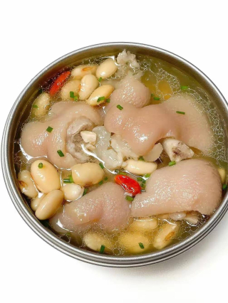 美味滋補：黃豆豬蹄湯_胡椒粉_生姜_料酒