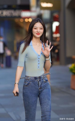 對好身材的女人來說，穿搭是最簡單的事情