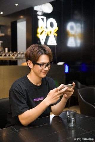 用眼鏡來視聽，雷柏Z1智能音頻眼鏡，多元視角開啟遊戲競技