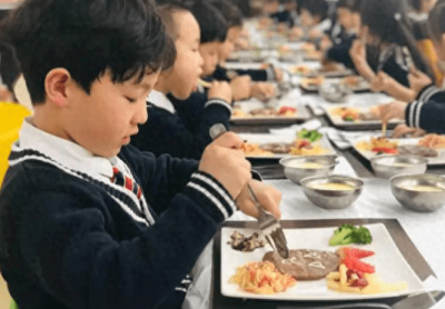 為什麼人不吃羊駝？在國外當肉吃的羊駝，在被當寵物養？