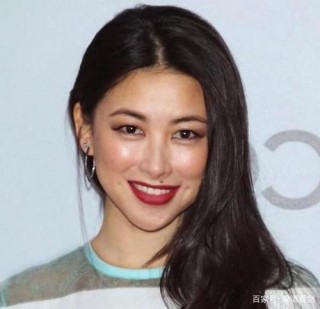 28歲北京女孩，八次入選世界百美跟世界頂級富二代戀愛，後來怎樣