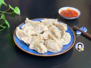 兒子最饞這餡的餃子，鮮香味美，每周至少做一次，怎麼吃也吃不夠