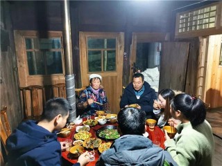 梅子埡鎮：吃上“旅遊飯” 過上新生活