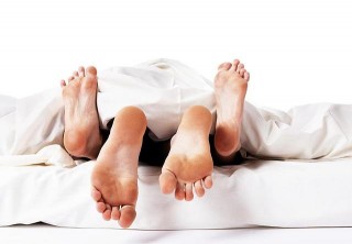 同房時，男人2種“要求”，女人再不拒絕，子宮就要報廢了
