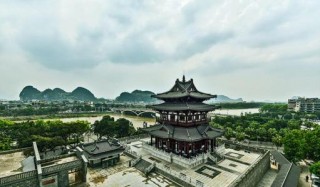 陽朔民宿.遇山薌舍：到了桂林市區？何不到灕江邊的逍遙樓逛逛