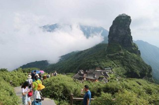 人傑地靈的貴州有一“後花園”，被譽地球綠洲，美極了不得不去