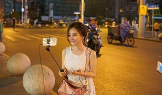 會計挪用930萬公款打賞，女主播馮提莫陷會計門，網友擔心其前途