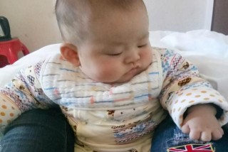 孩子買鞋買大一號，長長就能穿？別被騙了，“四大三正好”是原則