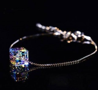 適合女人戴的6款水晶手鍊，氣質又唯美，要比別人先美一步